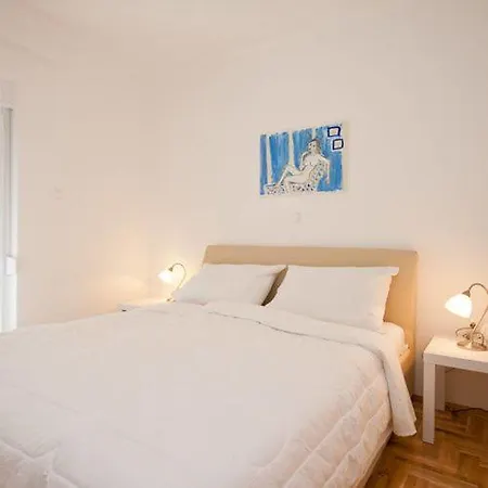 Nathalie Apartment